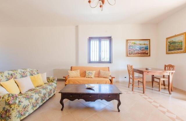 Villa Degli Ulivi เชจลีเมสซาปิกา ภายนอก รูปภาพ